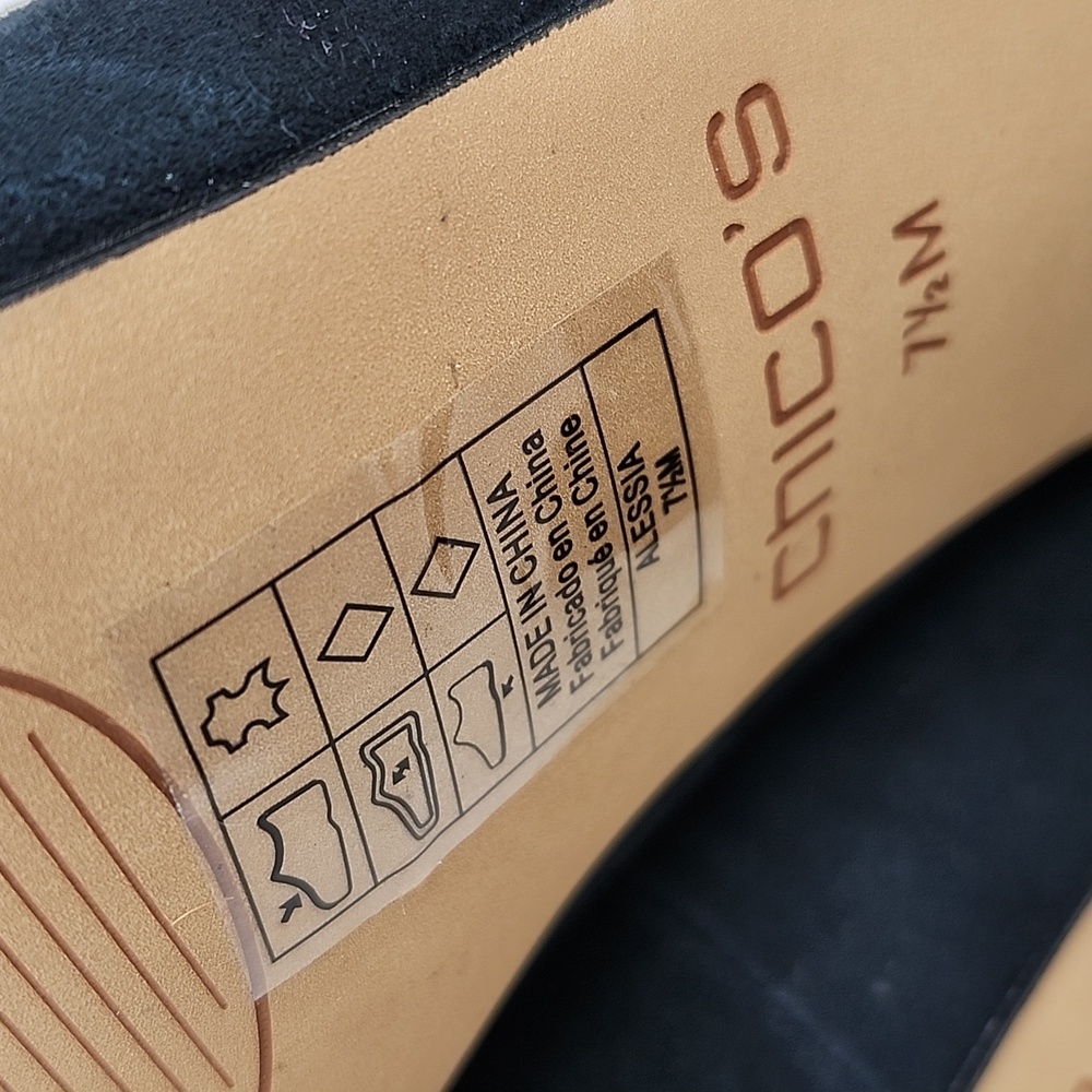 NWOT CHICO'S ALESSIA SUEDE PUMPS - Picture 6 of 10